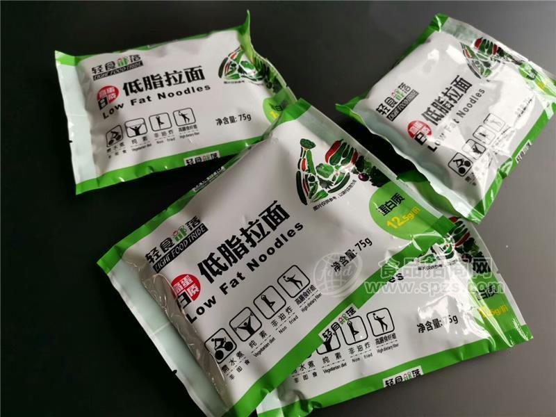 自热营养代餐方便面