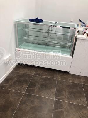 惠州奶茶店铺装修 全套奶茶设备奶茶原料供应