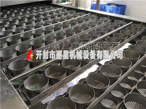 日產(chǎn)4噸酸辣粉加工設(shè)備規(guī)?；a(chǎn) 直條切割無需開粉