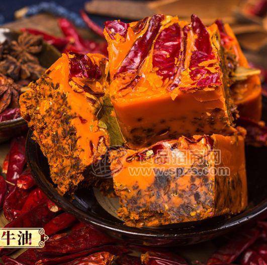 广东茂名酸菜旋转小火锅底料供应商价格便宜