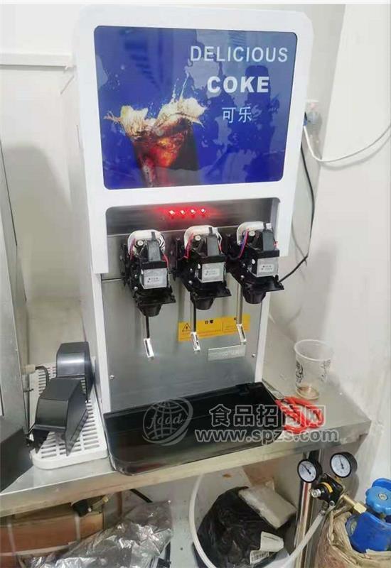 商丘學(xué)校食堂可樂機快餐店可樂機免安裝可樂機糖漿