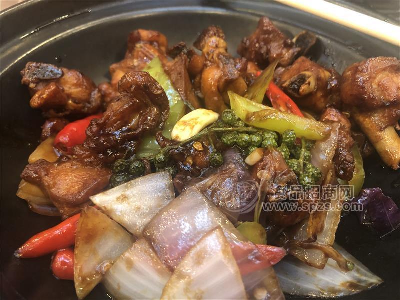 瓦香鸡米饭比黄焖鸡更好吃