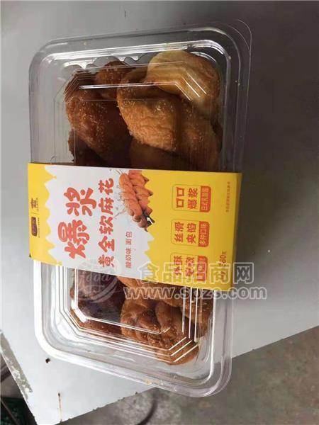 爆浆黄金软麻花面包糕点