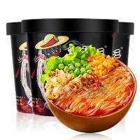 酸辣粉组合图