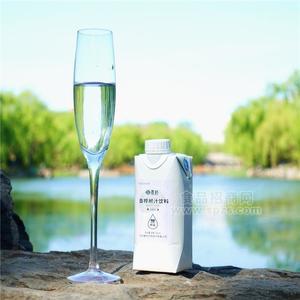 白桦树汁饮料原汁原味无添加植物饮ODM招商