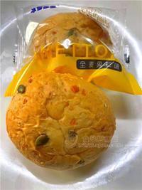 全麦果仁味面包