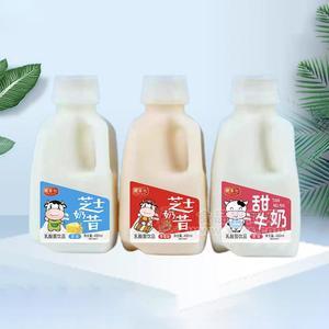 優(yōu)樂(lè)億原味草莓味芝士奶昔甜牛奶乳飲料480ml