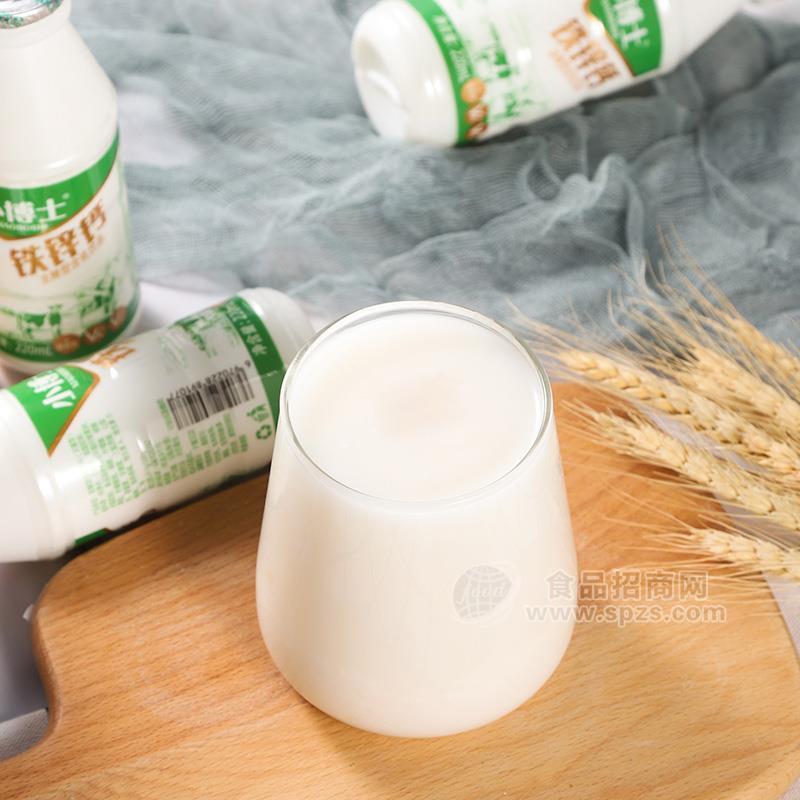 ·小博士AD钙奶乳饮料招商 