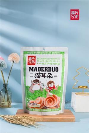 208克酱香牛排味猫耳朵小零食