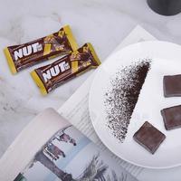 纽豪斯高油酸花生夹心巧克力休闲食品35g