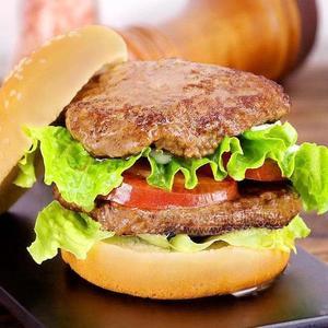 美式汉堡用安格斯牛肉饼