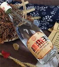 42度、52度光瓶酒國(guó)標(biāo)優(yōu)級(jí)高粱白全國(guó)招商