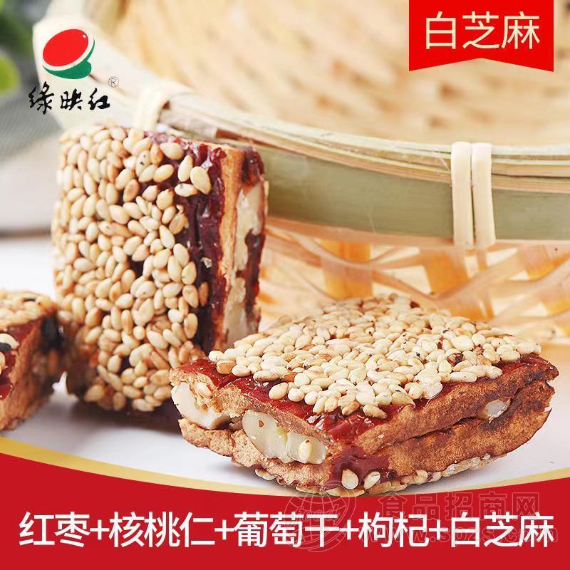 绿映红小零食红枣+核桃仁+葡萄干+枸杞+白芝麻