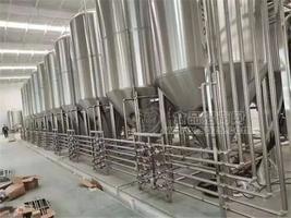 桂林工廠型年產10噸大型精釀啤酒廠設備