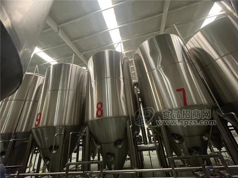 唐山酒厂年产10吨--20吨大型啤酒设备
