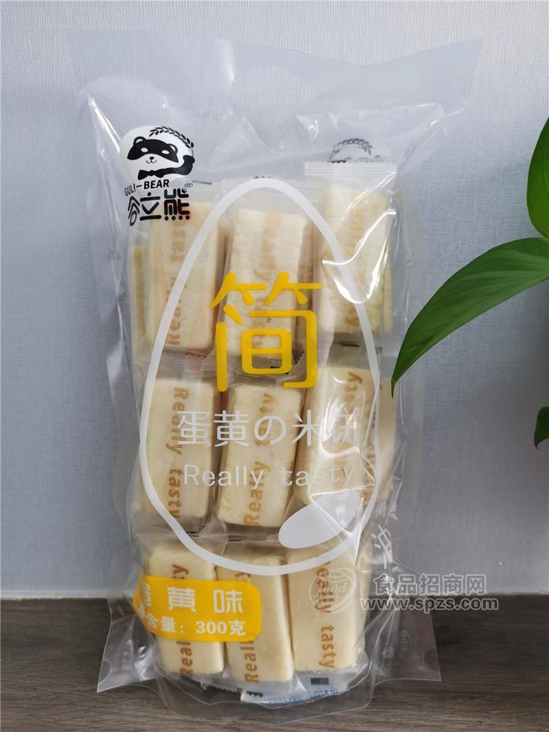 ·谷粒熊蛋黄米饼膨化食品 