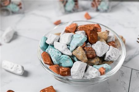 象果石头糖奶制品休闲网红零食儿时回忆哄娃糖果