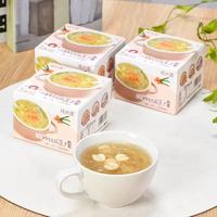 戏水莲沙棘银耳莲子羹