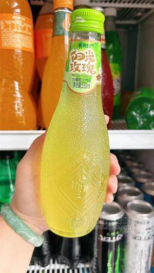 白葡萄汽水330ml