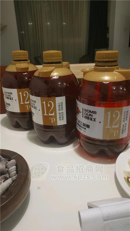 爆缸精酿12°P二发小麦/1.5升