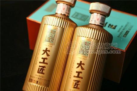 貴州釀大工匠茅臺(tái)鎮(zhèn)核心產(chǎn)區(qū)500ml醬香型白酒