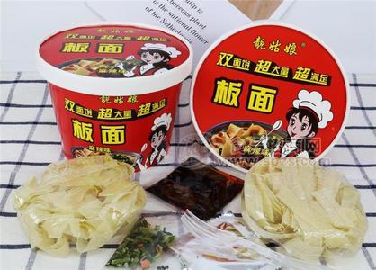 靓姑娘板面麻辣味桶装