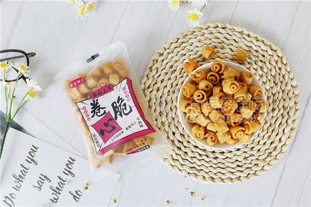 康哲鋪子卷心脆膨化食品（牛肉味）