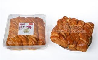 秉纯椰奶提子面包