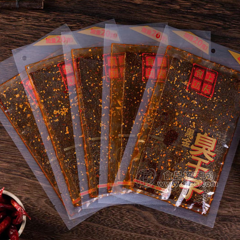 食上功夫黑金臭干子加量20g辣条休闲零食袋装招商102g