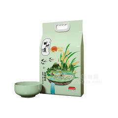 田坤道火山岩长粒香大米2.5kg