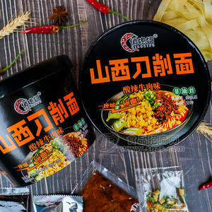 俏媳婦山西刀削面酸辣牛肉味方便食品123g