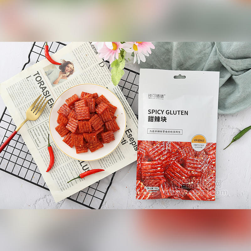 辣可曦曦甜辣塊調(diào)味面制品經(jīng)典系列招商92g