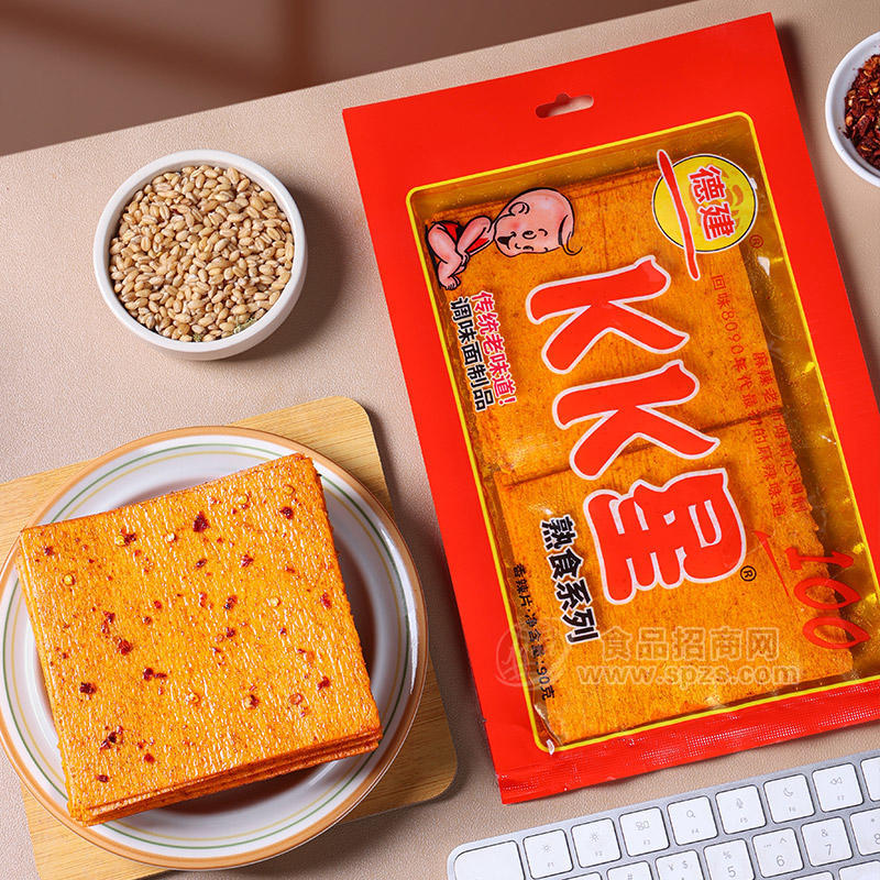 德建KK星 香辣片辣条 老味道熟食系列调味面制品袋装招商90