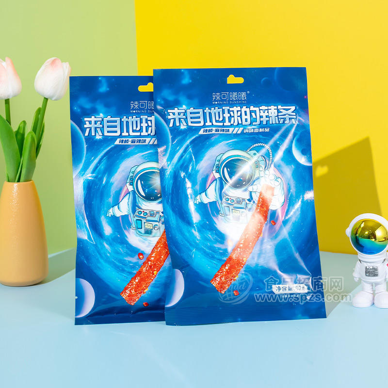 辣可曦曦来自地球的辣条麻辣味辣棒调味面制品休闲食品92g