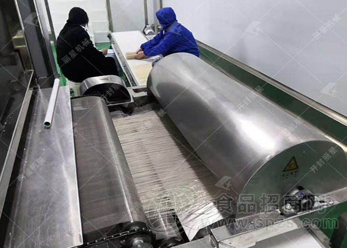 全自动粉条生产线  自带冷库和干燥系统 占地面积小 生产无矾粉条