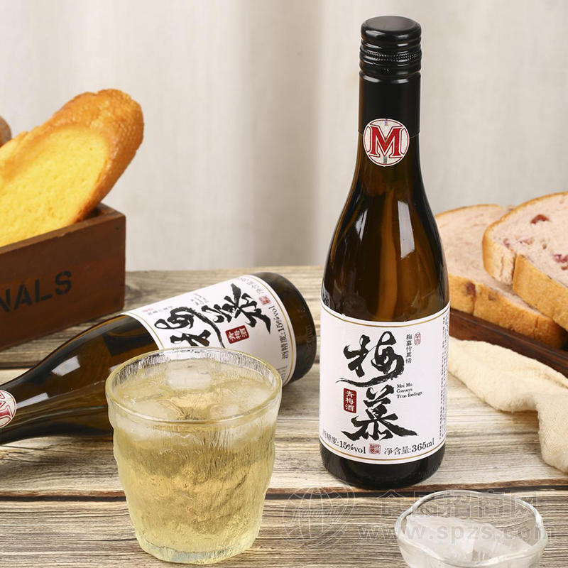 梅慕玻璃瓶青梅酒365ml