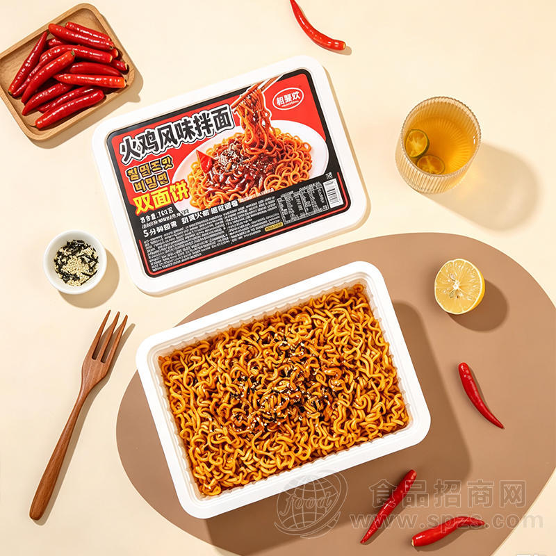 相聚欢火鸡风味拌面166克方便食品